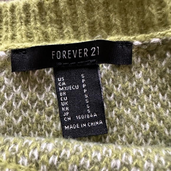 Forever 21 green swirl sweater - Picture 4 of 4